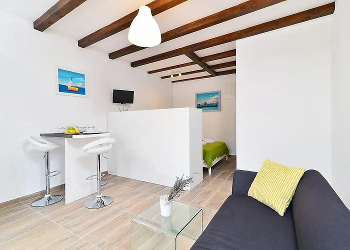 And Kampanel Affittacamere